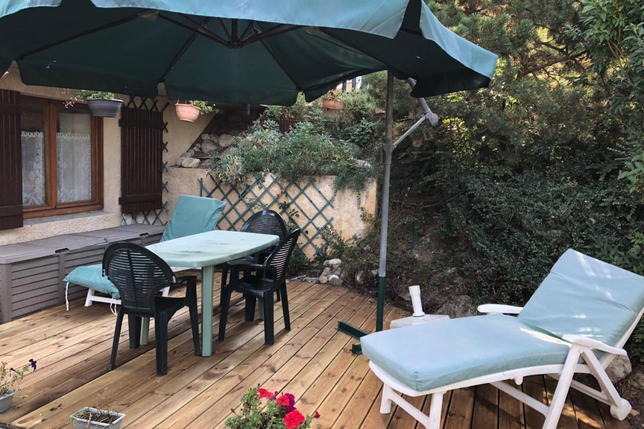 Chez Madeleine - Large T1 Mountain View Appartamento Villar-Saint-Pancrace Esterno foto