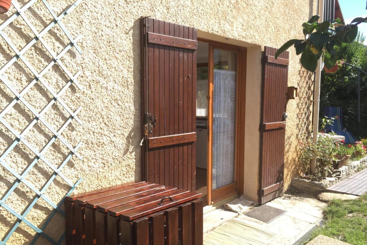 Chez Madeleine - Large T1 Mountain View Appartamento Villar-Saint-Pancrace Esterno foto